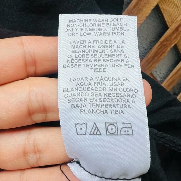 Velvet by Graham & Spencer black top - Picture 8 of 9